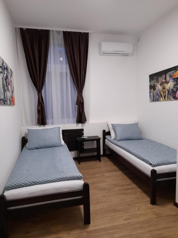 Apartment Artistika Белград Экстерьер фото